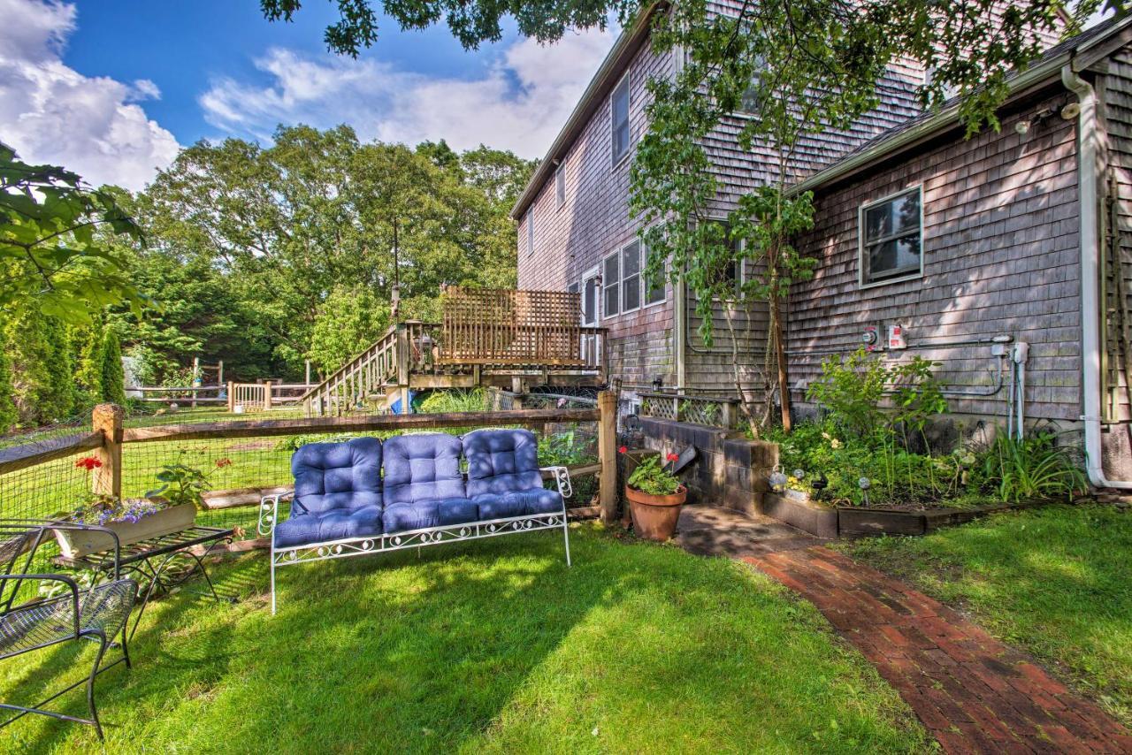 Marthas Vineyard Apt About 1 Mile To Inkwell Beach! Оук-Блаффс Экстерьер фото